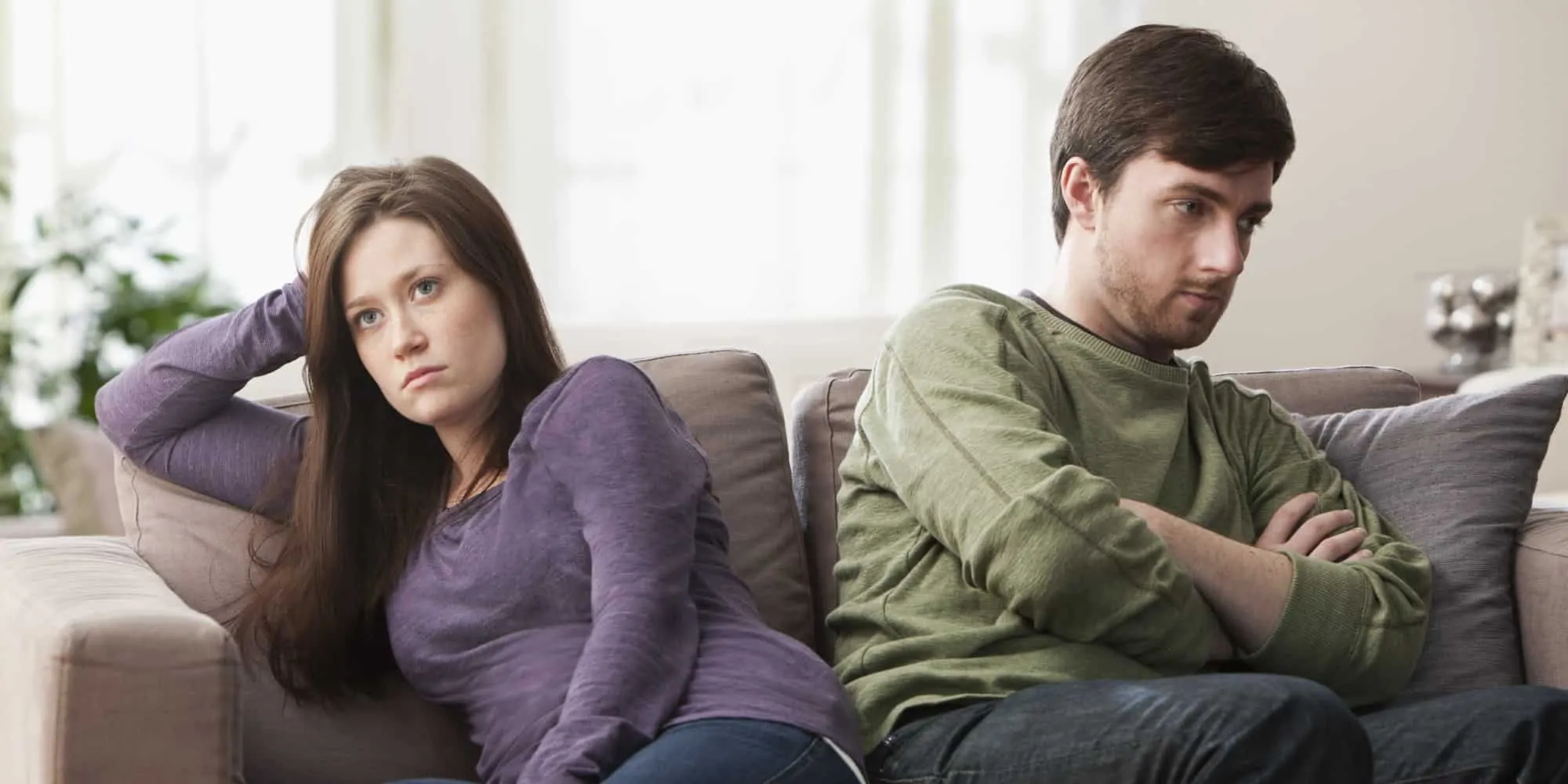 relationship isn't working - photo of unhappy couple